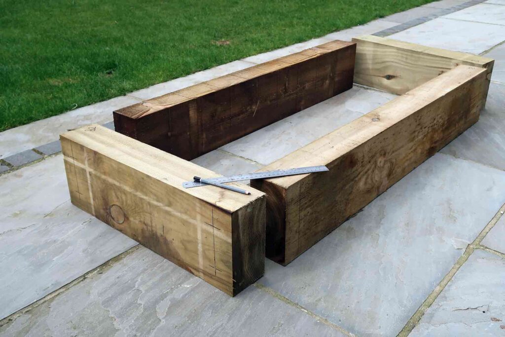 Feature How to build a raised bed